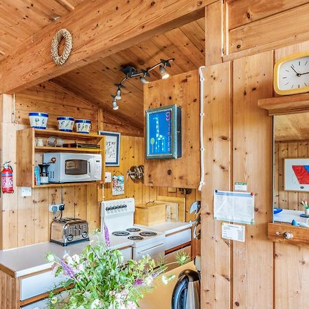 Scandinavian Style Lodge In Rock Вейдбридж Екстер'єр фото